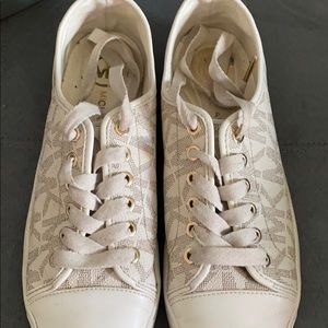 Micheal Kors ladies sneakers AUTHENTIC